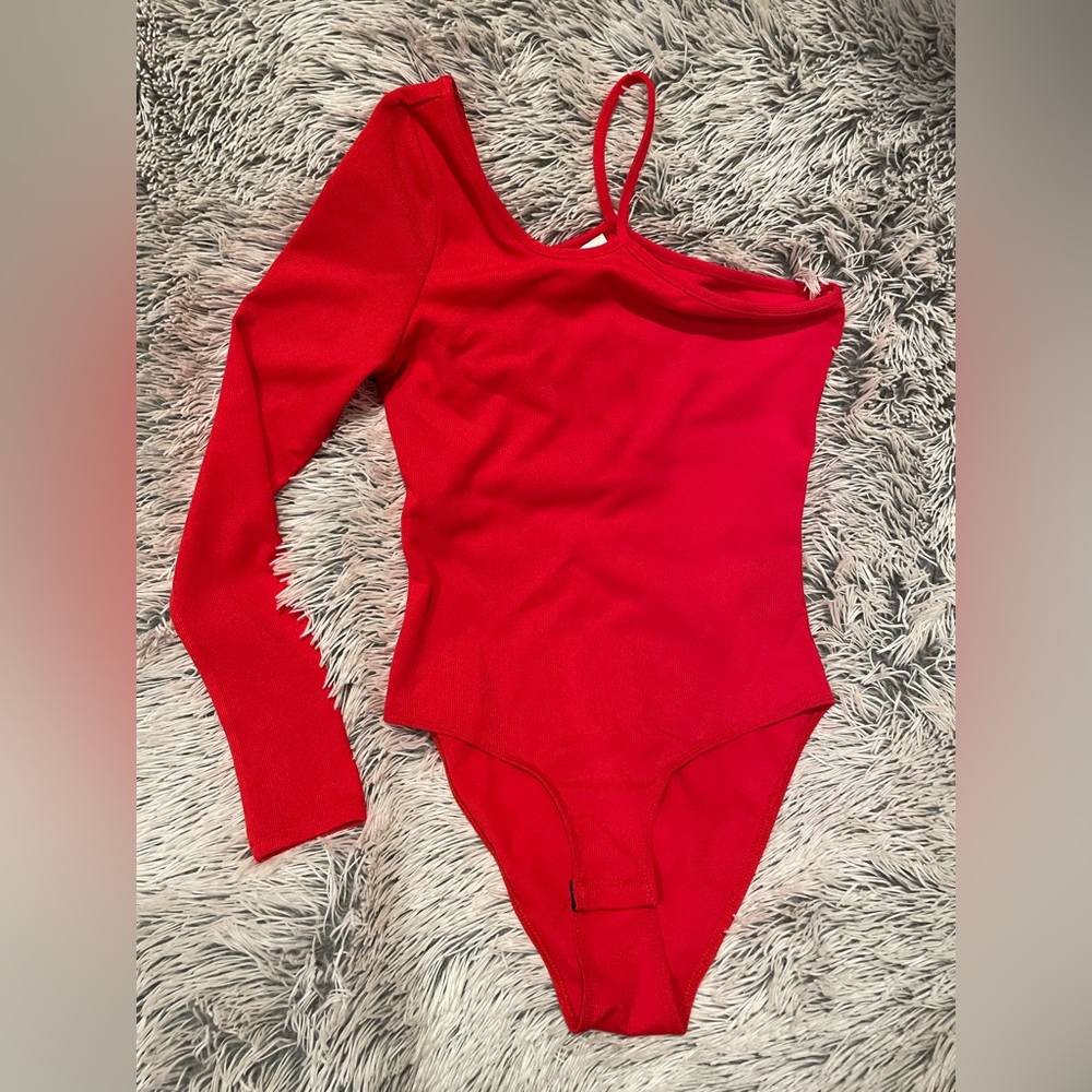 NWT Topshop asymmetric ribbed bodysuit (red)